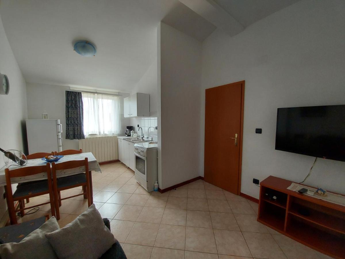 Emma Demarin Apartments Medulin Kültér fotó