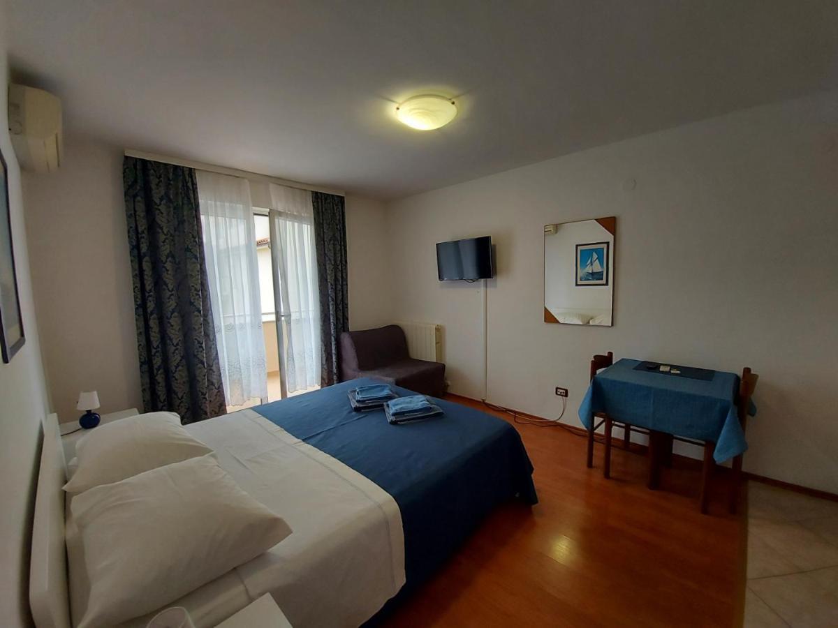 Emma Demarin Apartments Medulin Kültér fotó