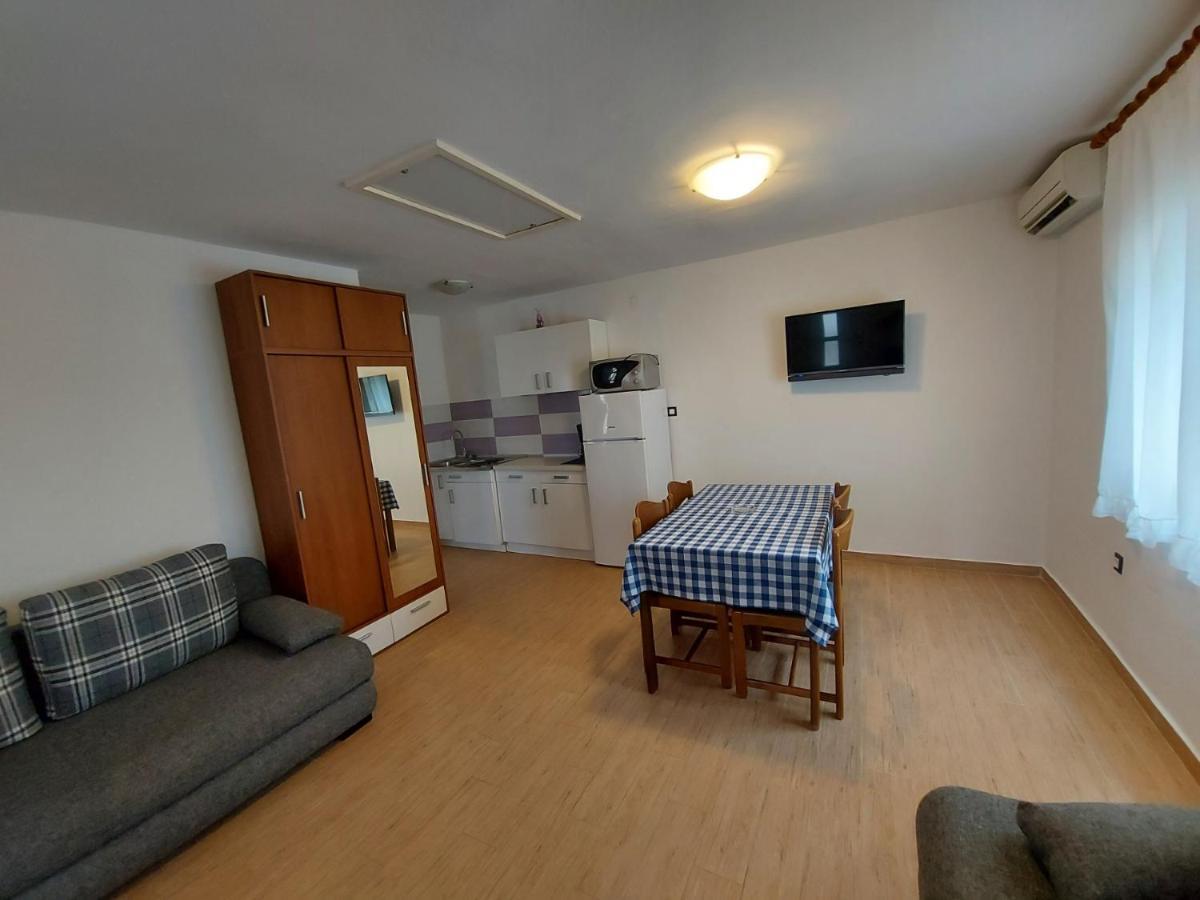 Emma Demarin Apartments Medulin Kültér fotó