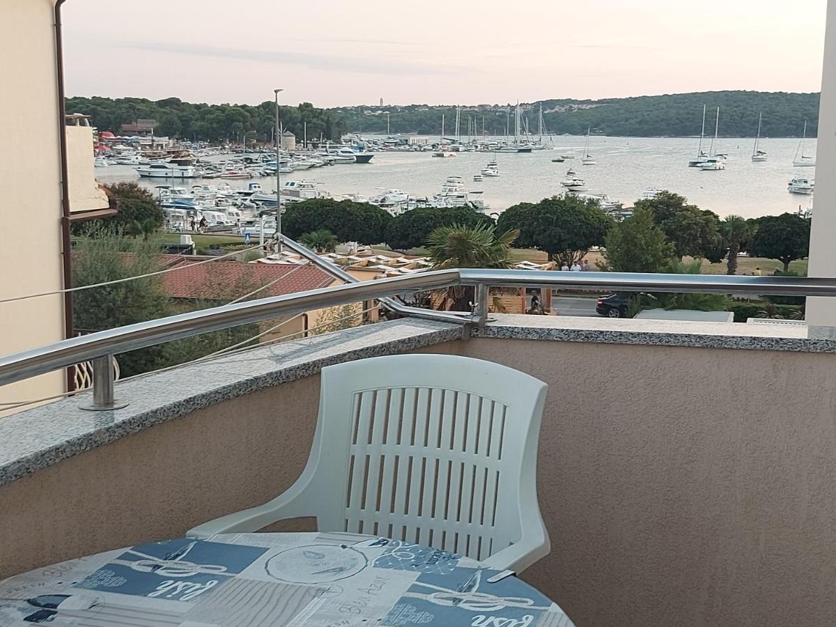 Emma Demarin Apartments Medulin Kültér fotó